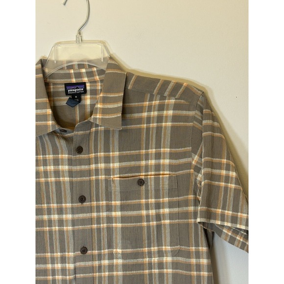 Patagonia Other - Patagonia Organic Cotton Shirt Men's Medium Button Up Short Sleeve Tan Plaid